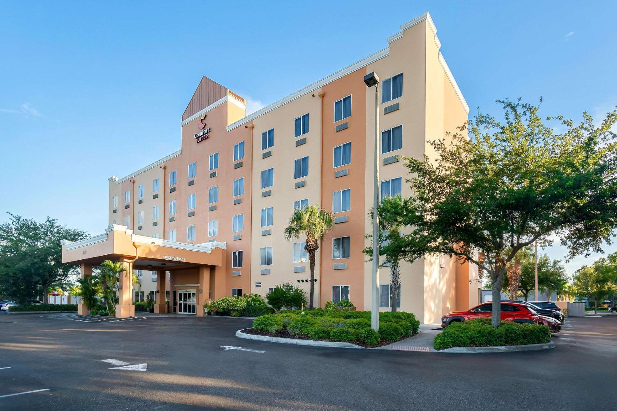 Comfort Suites Tampa Airport North Екстер'єр фото