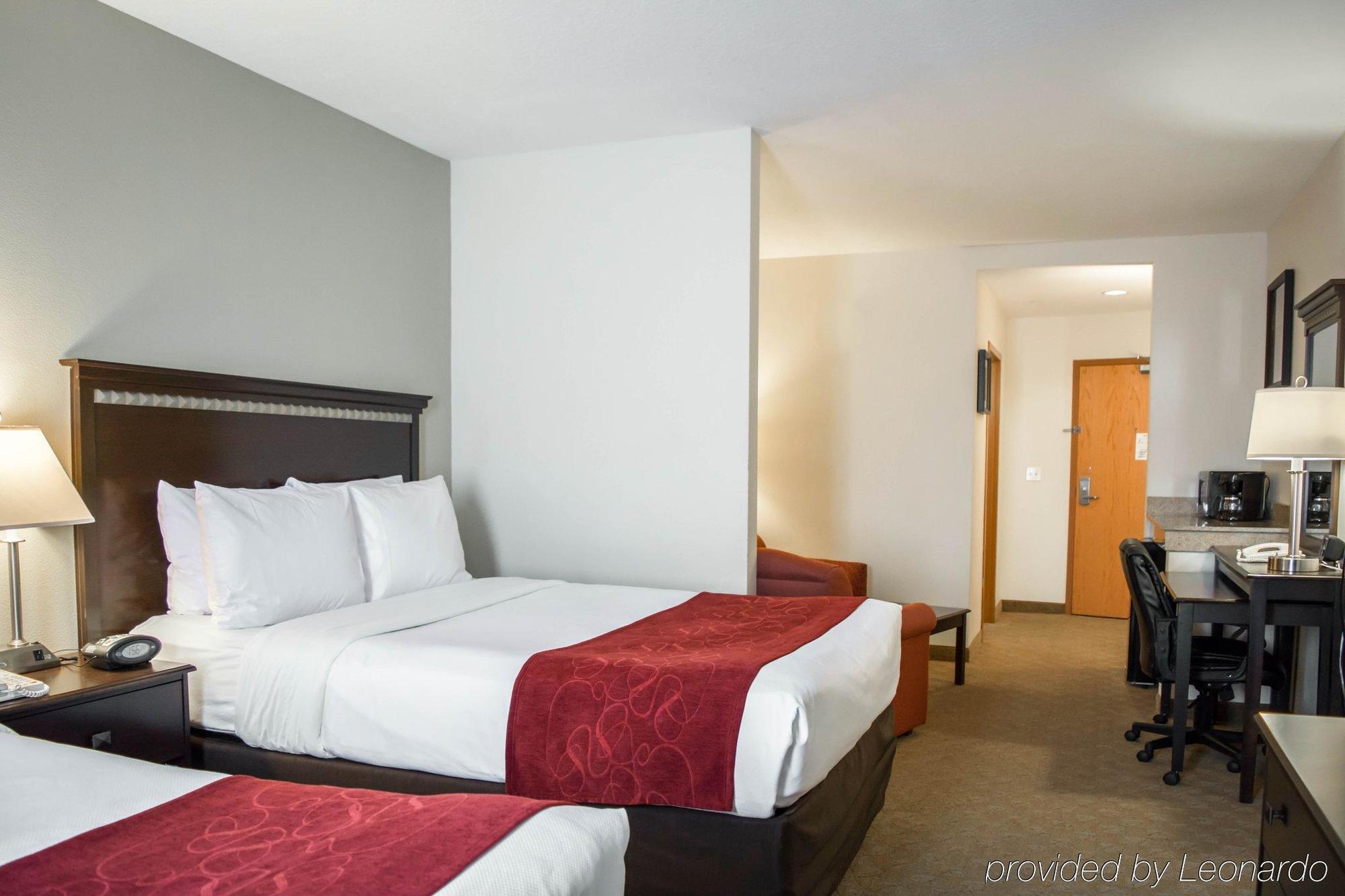 Comfort Suites Tampa Airport North Екстер'єр фото